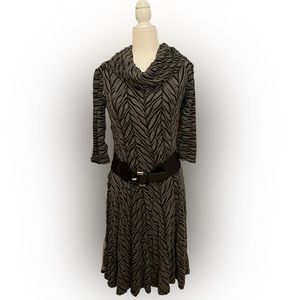 Signature by Robbie Bee brand dress. Size S.